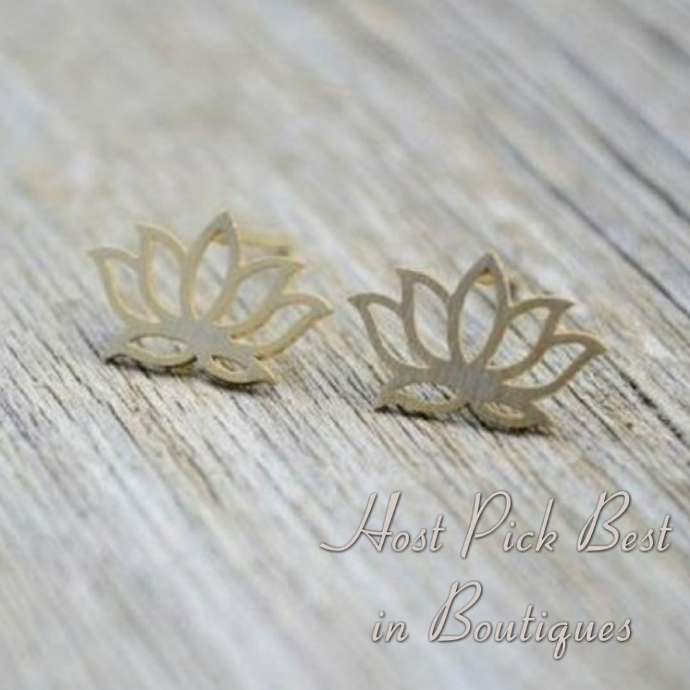 🌟3/$15 Host Pick Silver Lotus Earrings
